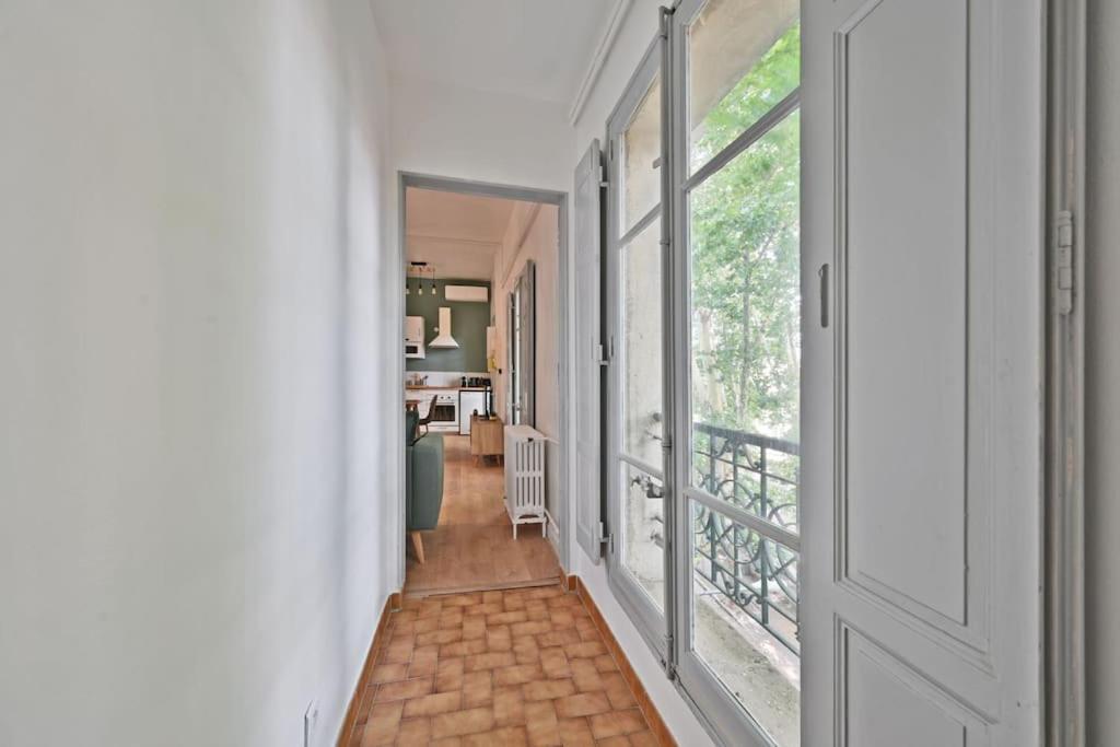 Au Coeur Des Platanes - Parking Gratuit Sous-Terrain - Clim - Balcon Apartment Avignon Ngoại thất bức ảnh